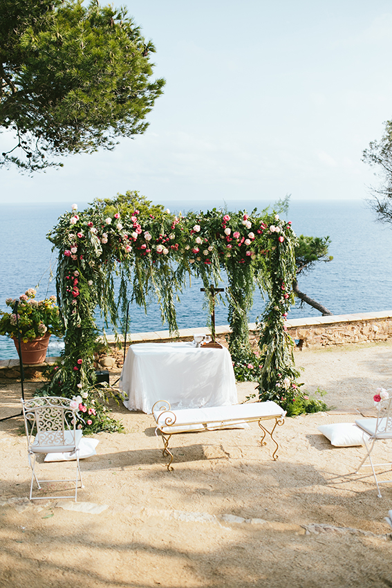 Arco floral para boda en Barcelona