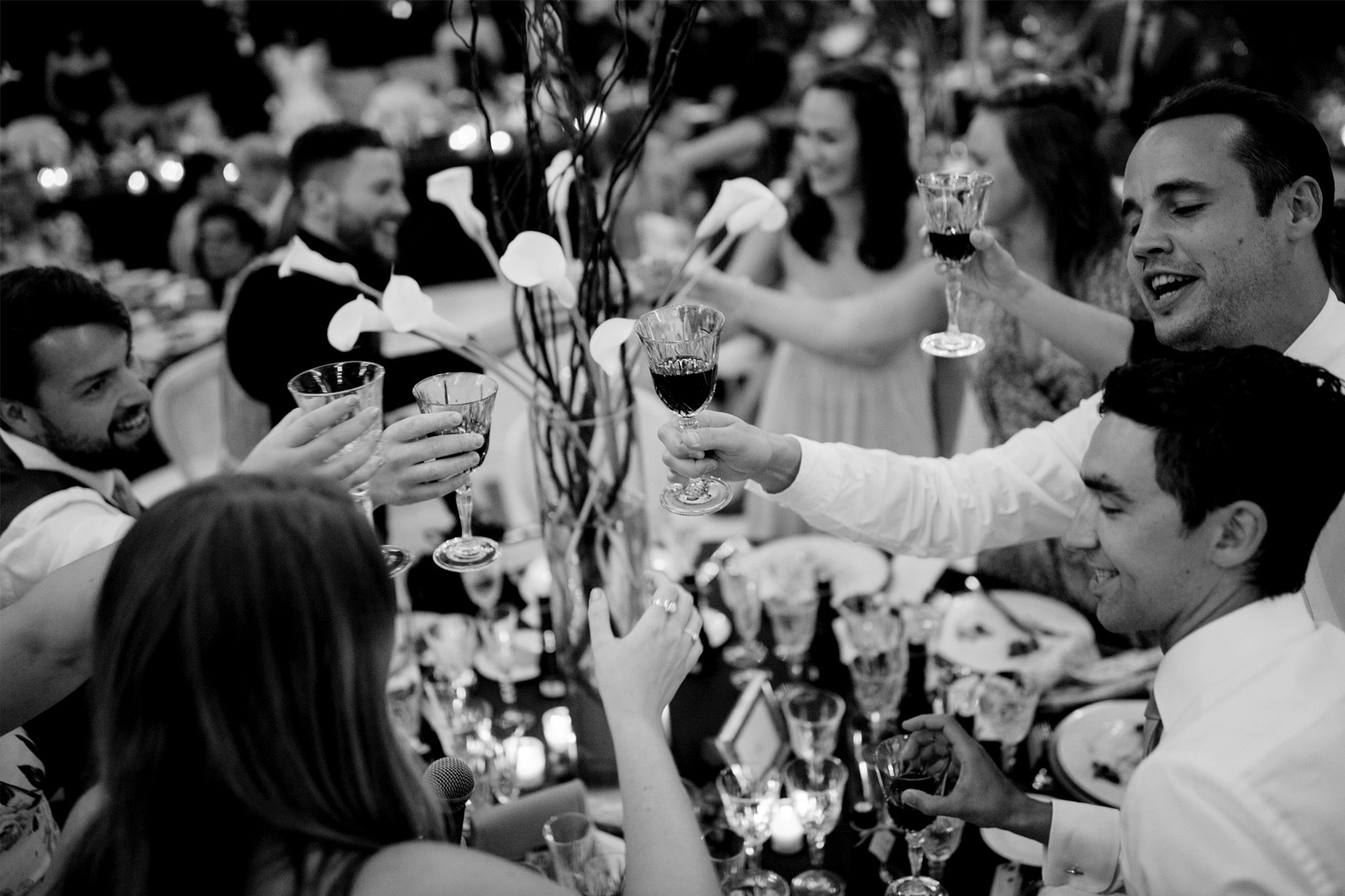 white-callas-wedding-sitges